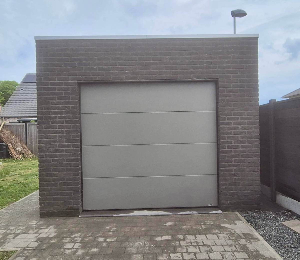 Voegwerken garage na afwerking TSKR BV